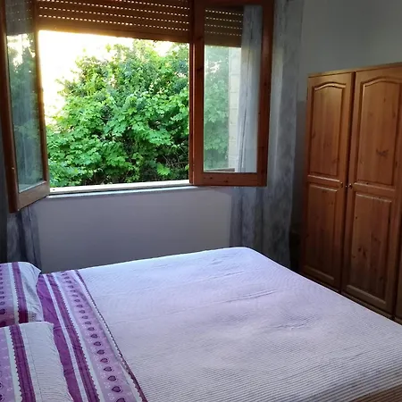 Apartment Oleandro Bianco Gutturu