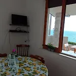 Oleandro Bianco Gutturu Apartman *