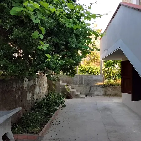 Oleandro Bianco Gutturu Apartment Arbus