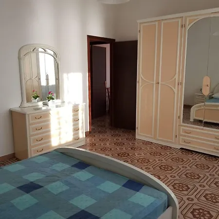 Oleandro Bianco Gutturu Apartment *