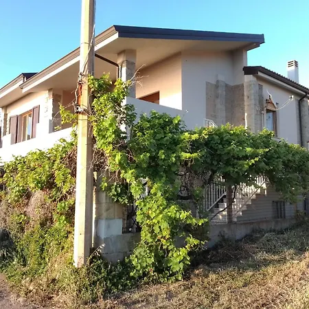 Apartment Oleandro Bianco Gutturu